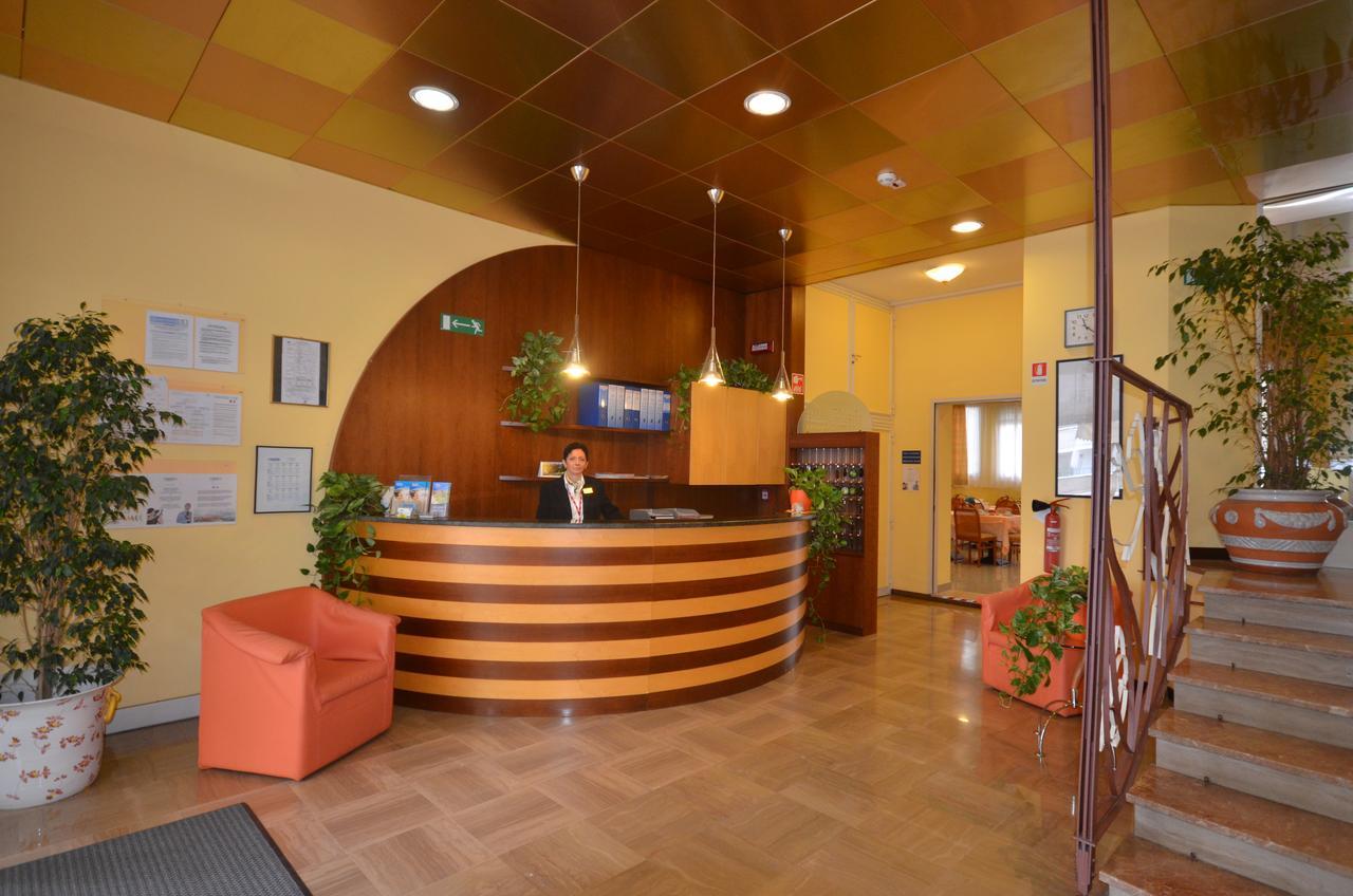 Aparthotel Pineda Bibione Eksteriør billede